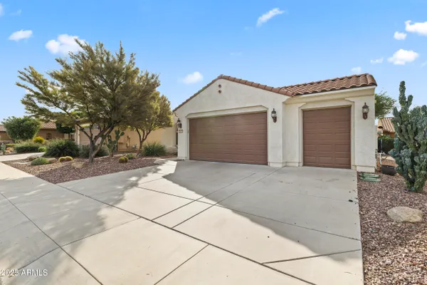 Property Slideshow image 3 of 55 | 26469 w pontiac dr, Buckeye, AZ, 85396