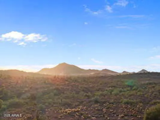 Property Slideshow image 3 of 43 | 13410 w claret cup rd, Peoria, AZ, 85383