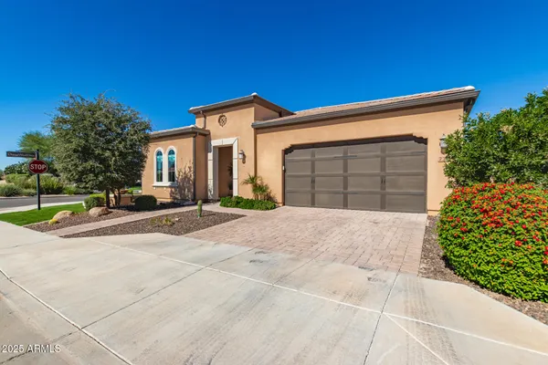 Property Slideshow image 3 of 45 | 724 e snowy farm dr, Queen Creek, AZ, 85140