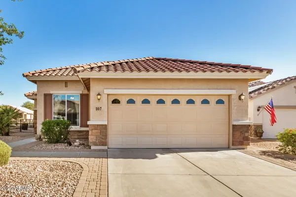 Property Slideshow image 2 of 36 | 867 s 229th dr, Buckeye, AZ, 85326