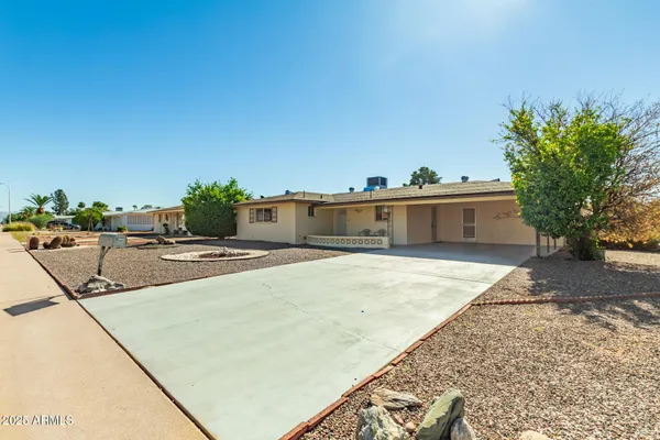 Property Slideshow image 3 of 32 | 5251 e adobe rd, Mesa, AZ, 85205