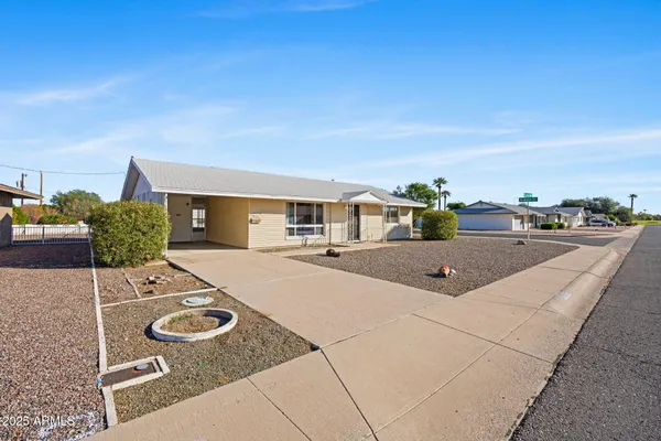 Property Slideshow image 2 of 43 | 11002 w greer ave, Sun City, AZ, 85351