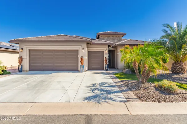 Property Slideshow image 2 of 44 | 5267 n cordes dr, Eloy, AZ, 85131