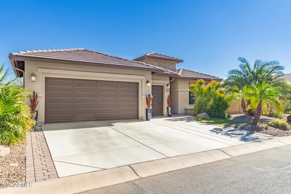 Property Slideshow image 3 of 44 | 5267 n cordes dr, Eloy, AZ, 85131