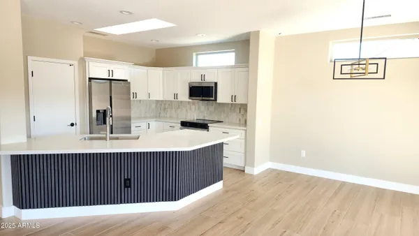 Property Slideshow image 2 of 42 | 15313 w pantano dr, Surprise, AZ, 85374