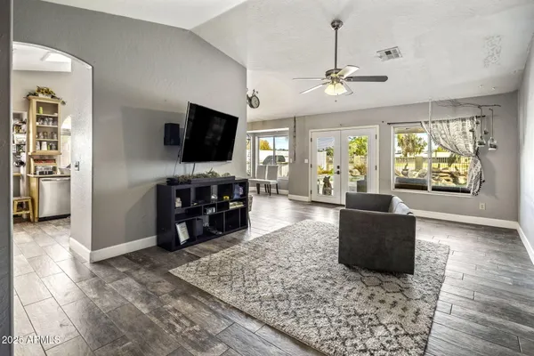 Property Slideshow image 2 of 33 | 11639 s 46th st, Phoenix, AZ, 85044