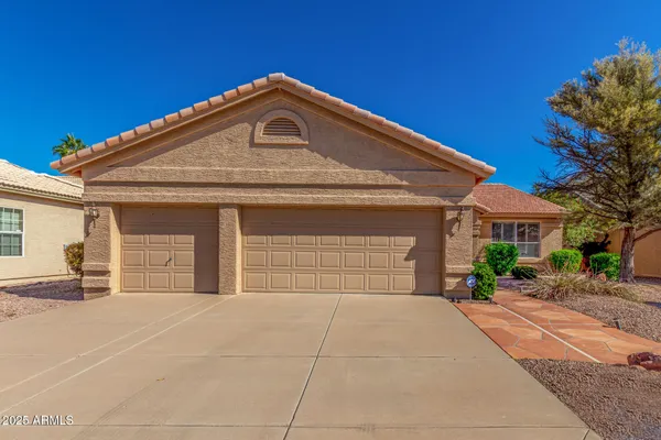 Property Slideshow image 2 of 53 | 23609 s desert dance ct, Sun Lakes, AZ, 85248