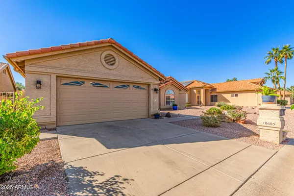Property Slideshow image 3 of 53 | 10605 e hercules dr, Sun Lakes, AZ, 85248