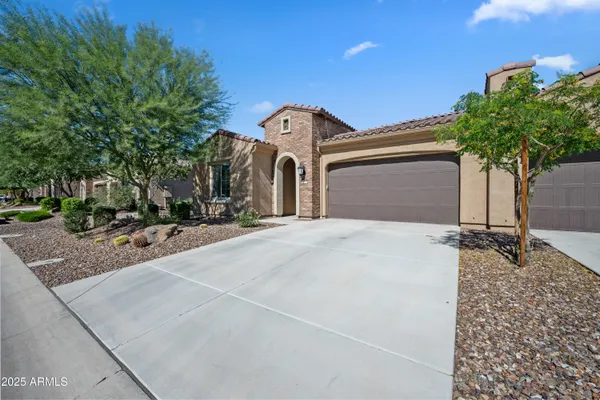 Property Slideshow image 3 of 31 | 16884 w earll dr # 49a, Goodyear, AZ, 85395