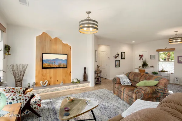 Property Slideshow image 3 of 23 | 16515 w monteverde ln, Surprise, AZ, 85374