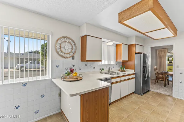 Property Slideshow image 3 of 30 | 9202 n 107th ave, Sun City, AZ, 85351