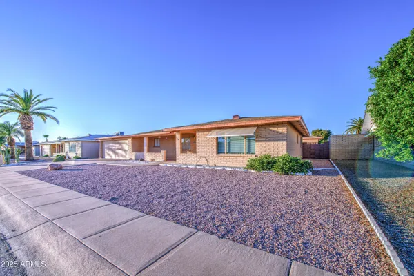 Property Slideshow image 3 of 39 | 6328 e dallas st, Mesa, AZ, 85205