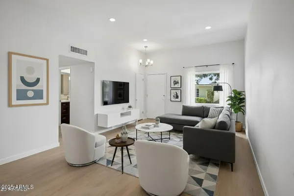 Property Slideshow image 2 of 23 | 13018 n 99th dr, Sun City, AZ, 85351