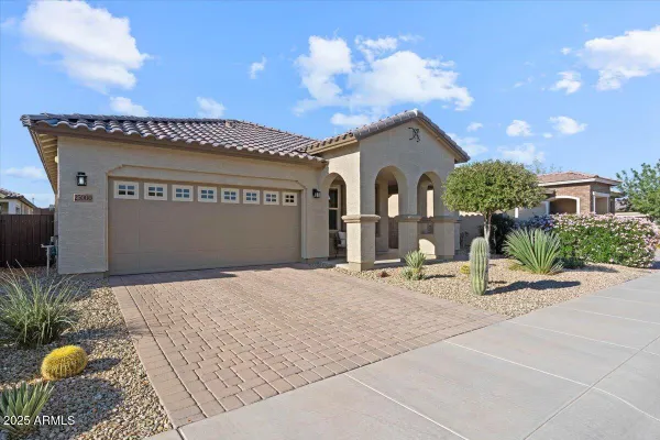 Property Slideshow image 2 of 40 | 25000 n 172nd dr, Surprise, AZ, 85387