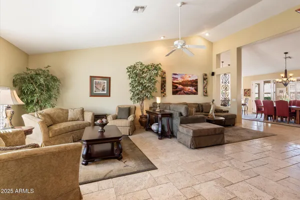 Property Slideshow image 3 of 31 | 8960 w kerry ln, Peoria, AZ, 85382