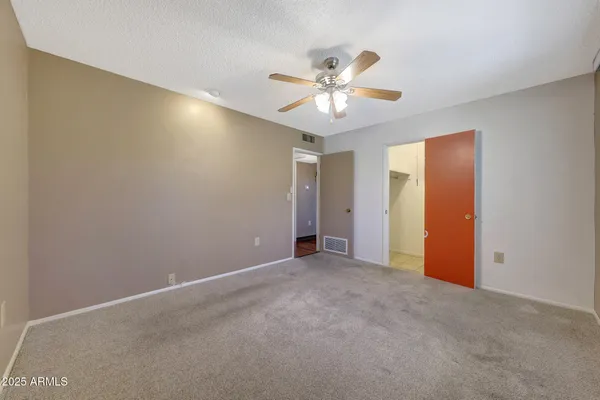 Property Slideshow image 3 of 37 | 10853 w santa fe dr, Sun City, AZ, 85351