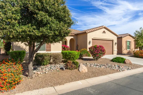 Property Slideshow image 2 of 65 | 41676 w harvest moon dr, Maricopa, AZ, 85138