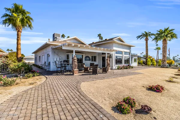 Property Slideshow image 3 of 18 | 10601 w bayside rd, Sun City, AZ, 85351