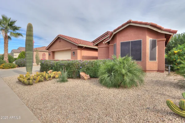 Property Slideshow image 3 of 43 | 140 s agua fria ln, Casa Grande, AZ, 85194