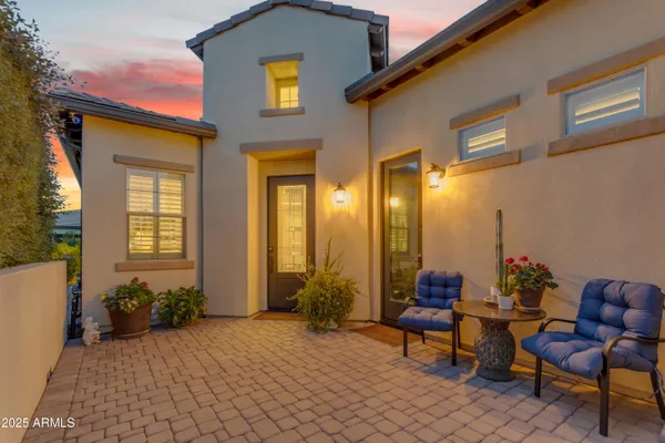 Property Slideshow image 3 of 87 | 829 e snowy farm dr, Queen Creek, AZ, 85140