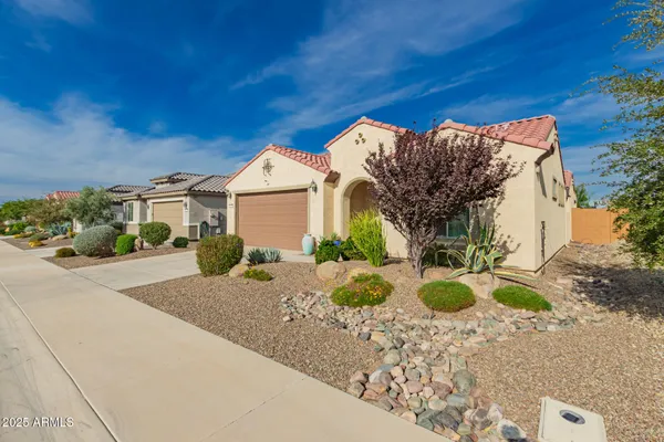 Property Slideshow image 3 of 28 | 26816 w melinda ln, Buckeye, AZ, 85396