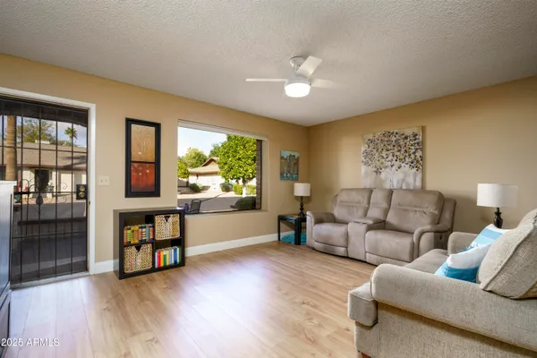 Property Slideshow image 3 of 15 | 2064 s farnsworth dr unit 98, Mesa, AZ, 85209
