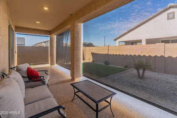 Property Slideshow image 3 of 67 | 25116 n 173rd ln, Surprise, AZ, 85387