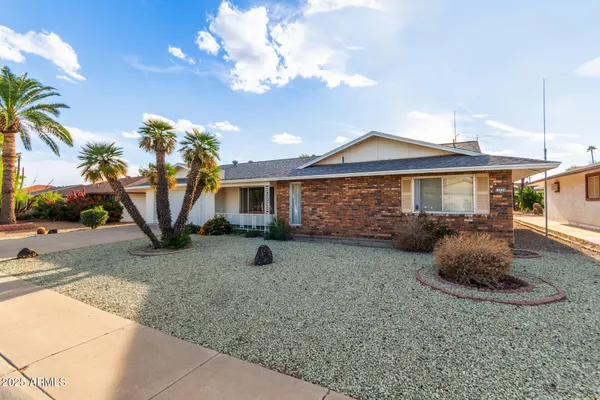 Property Slideshow image 3 of 31 | 13335 w hardwood dr, Sun City West, AZ, 85375