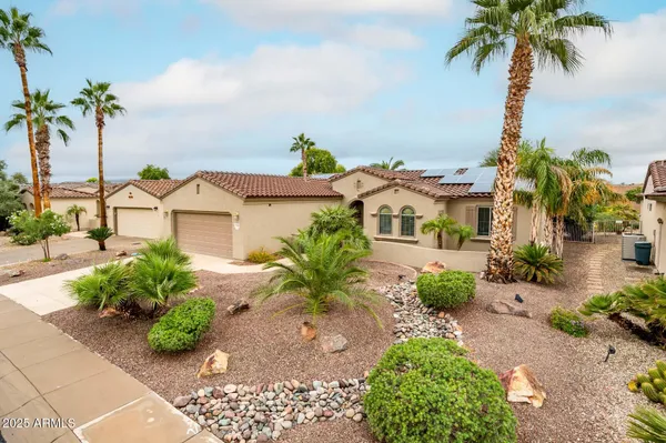 Property Slideshow image 2 of 35 | 18650 n cactus flower way, Surprise, AZ, 85387