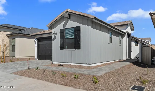 Property Slideshow image 3 of 47 | 20312 w turney ave, Buckeye, AZ, 85396