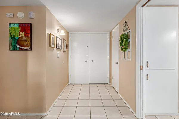 Property Slideshow image 3 of 27 | 10027 w tarrytown ave, Sun City, AZ, 85351