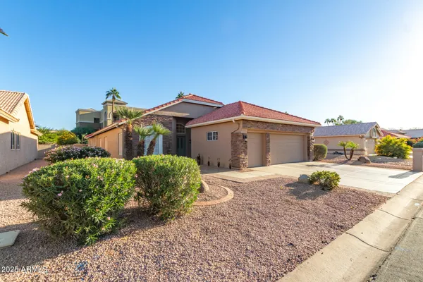 Property Slideshow image 2 of 32 | 9425 e nacoma dr, Sun Lakes, AZ, 85248