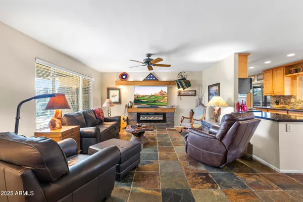 Property Slideshow image 2 of 37 | 21038 n 123rd dr, Sun City West, AZ, 85375