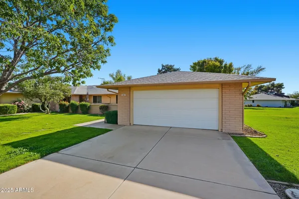 Property Slideshow image 2 of 26 | 12831 w peach blossom dr, Sun City West, AZ, 85375