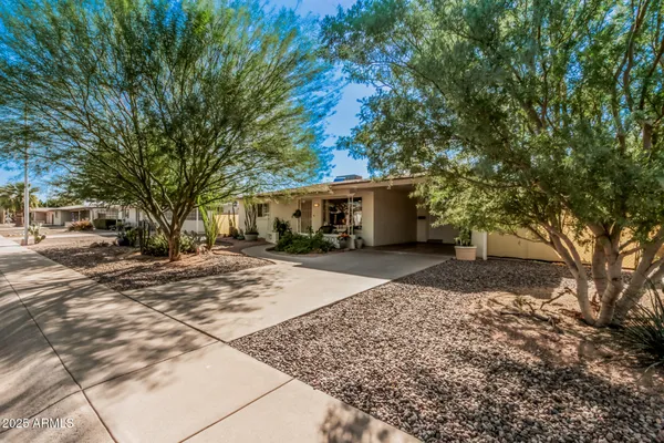 Property Slideshow image 3 of 32 | 6107 e duncan st, Mesa, AZ, 85205