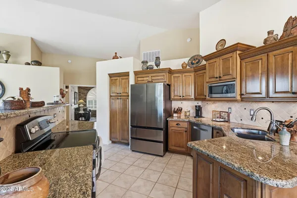 Property Slideshow image 2 of 60 | 8060 e birdie ln, Gold Canyon, AZ, 85118