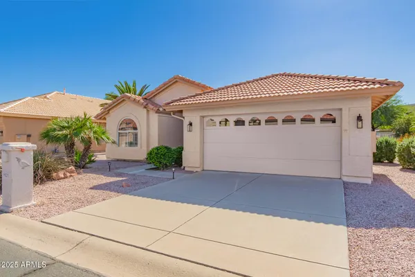 Property Slideshow image 2 of 42 | 9521 e hercules dr, Sun Lakes, AZ, 85248