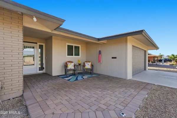 Property Slideshow image 2 of 41 | 10923 w meade dr, Sun City, AZ, 85351