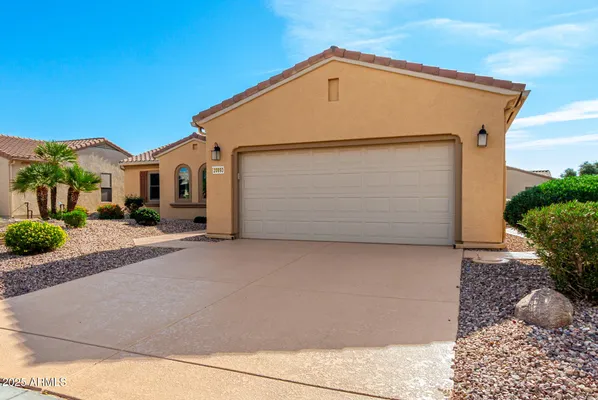 Property Slideshow image 3 of 31 | 20693 n glen canyon dr, Surprise, AZ, 85387