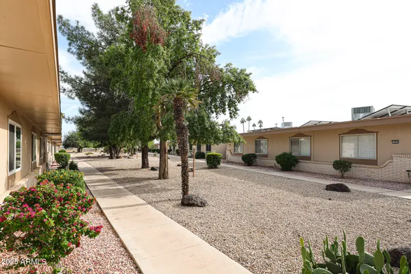 Property Slideshow image 2 of 36 | 13833 n 111th ave, Sun City, AZ, 85351