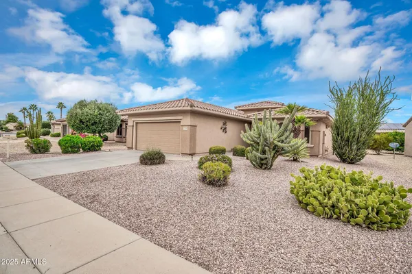 Property Slideshow image 2 of 37 | 17556 w calistoga dr, Surprise, AZ, 85387