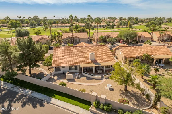 Property Slideshow image 3 of 58 | 9414 w tonto ln, Peoria, AZ, 85382