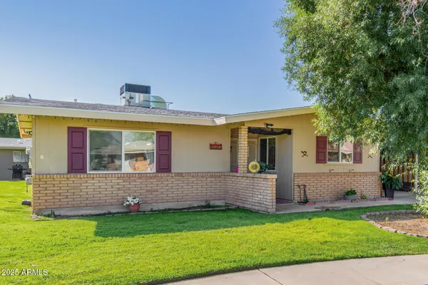 Property Slideshow image 3 of 59 | 10405 w corte del sol oeste, Sun City, AZ, 85351