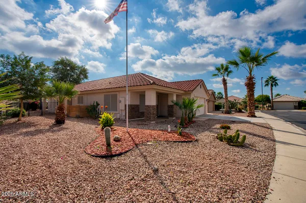 Property Slideshow image 3 of 29 | 23171 w shadow dr, Buckeye, AZ, 85326