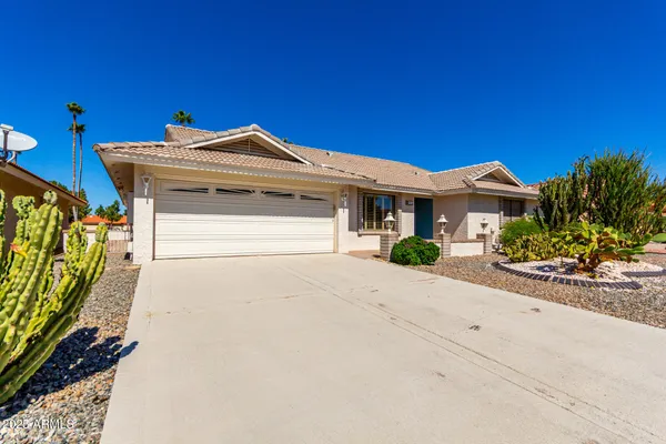 Property Slideshow image 2 of 35 | 8016 e medina ave, Mesa, AZ, 85209