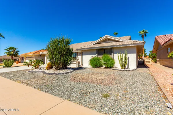 Property Slideshow image 3 of 35 | 8016 e medina ave, Mesa, AZ, 85209