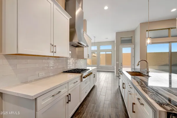 Property Slideshow image 2 of 27 | 20658 w berridge ln, Buckeye, AZ, 85396