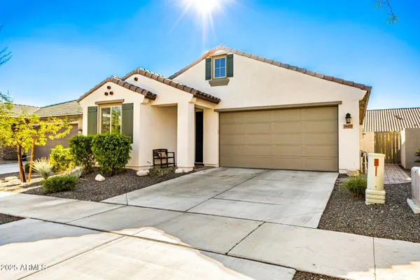 Property Slideshow image 3 of 52 | 20375 w vista paseo dr, Buckeye, AZ, 85396