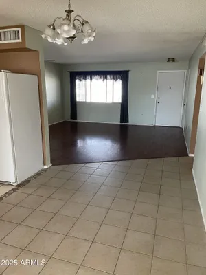 Property Slideshow image 2 of 17 | 10201 w caron dr, Sun City, AZ, 85351