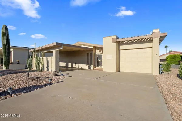 Property Slideshow image 3 of 35 | 2254 n lema dr, Mesa, AZ, 85215